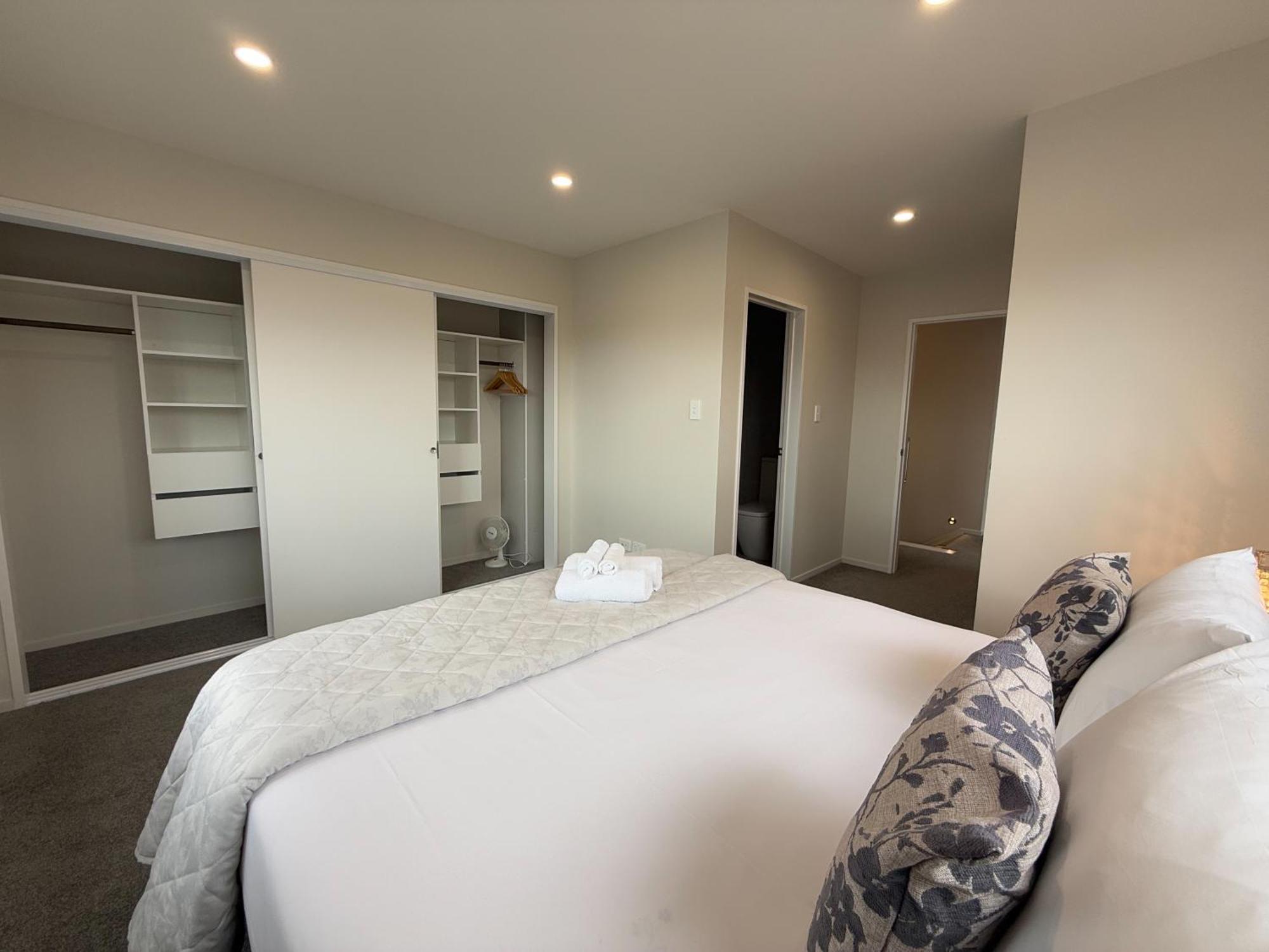 Skystars Brand New Skyline Haven Villa
