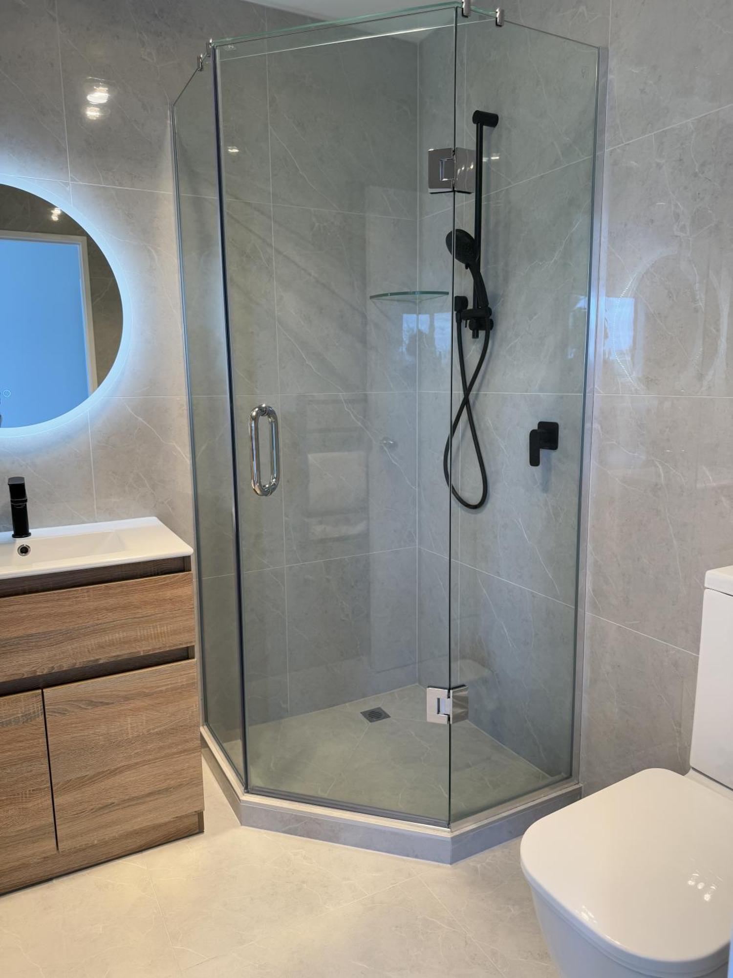 Skystars Brand New Skyline Haven Villa Auckland
