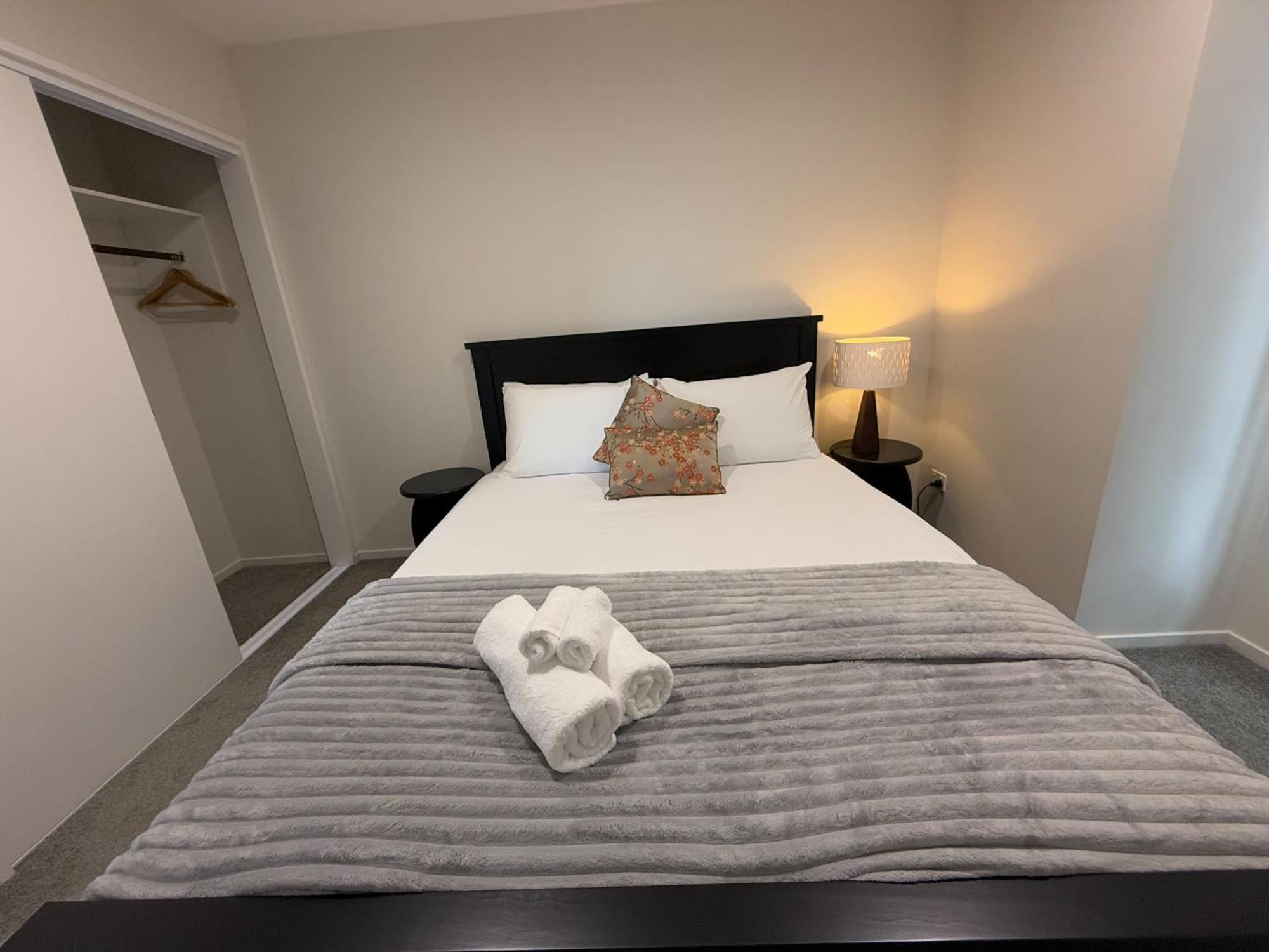Skystars Brand New Skyline Haven
